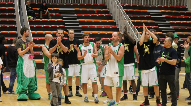 Premier match et première victoire pour les Grenouilles